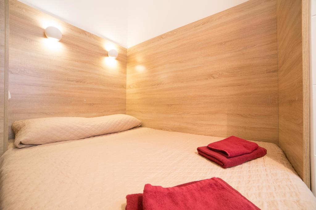 Apartment On Filatova 10/1 Lviv Bagian luar foto