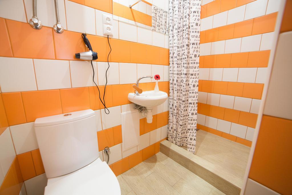 Apartment On Filatova 10/1 Lviv Bagian luar foto